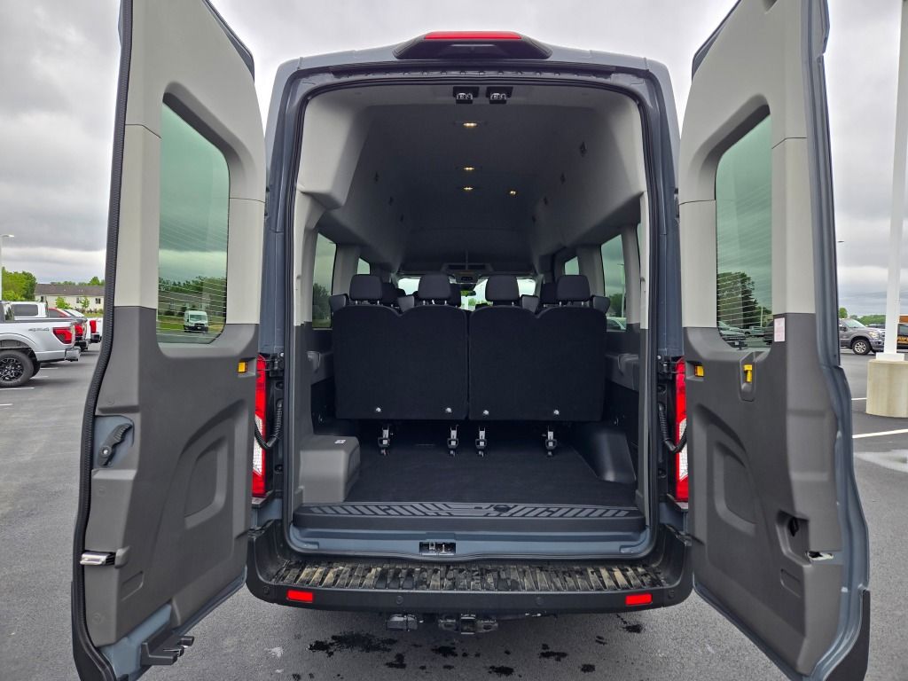 2025 Ford Transit Passenger XLT photo 8