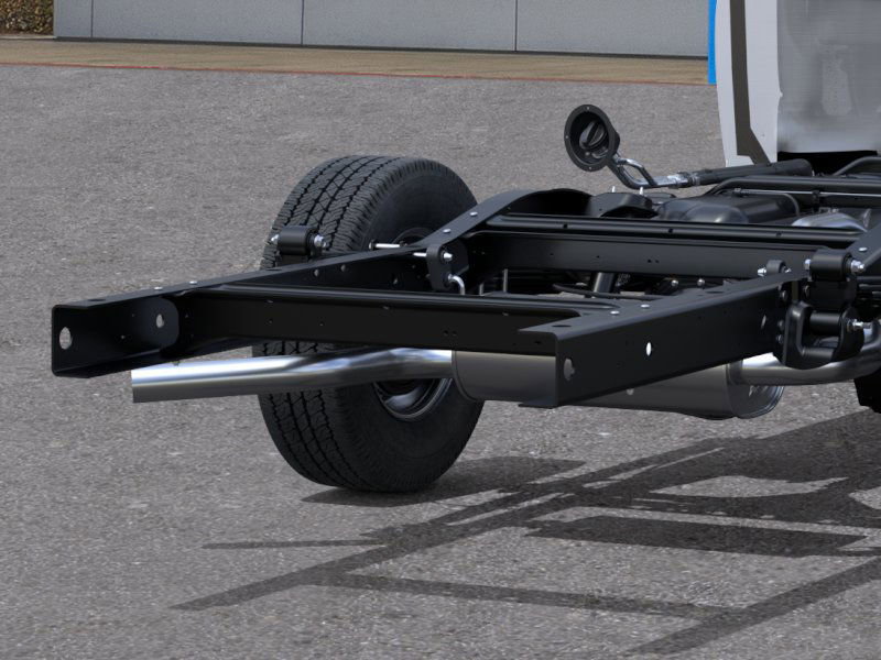 2025 Chevrolet Express Cutaway 3500 photo 10