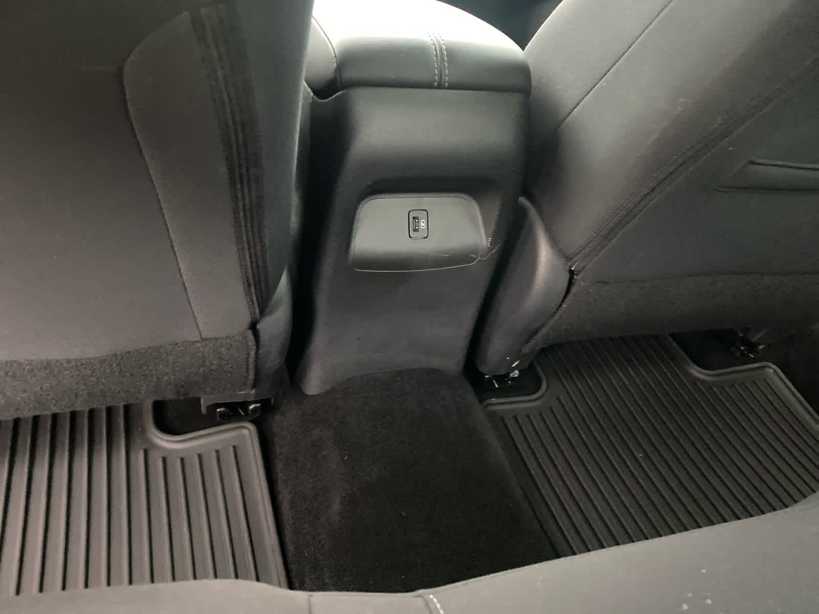 2023 Nissan Sentra SV photo 24