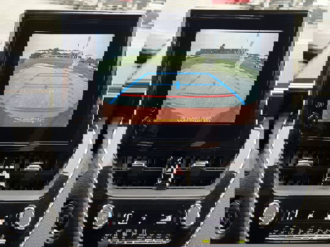 2024 Toyota Corolla SE photo 20