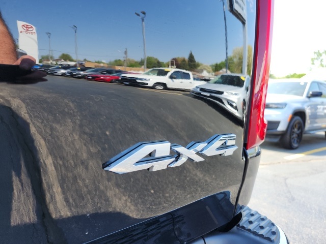 2025 Ram 1500 Laramie photo 9