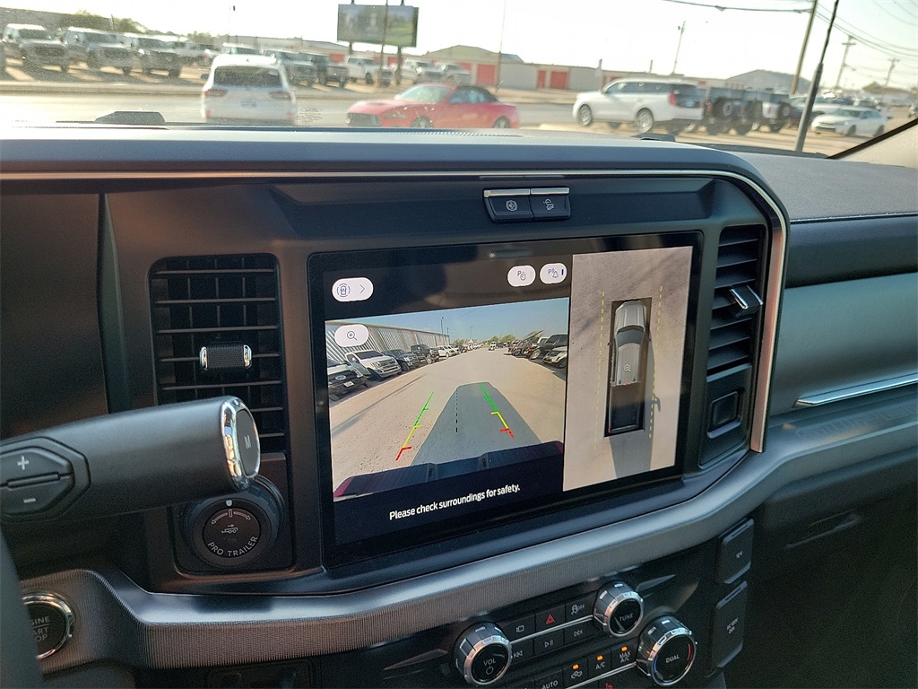 2025 Ford F-350 photo 21