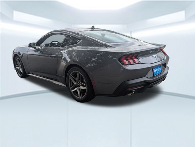 2025 Ford Mustang EcoBoost photo 4