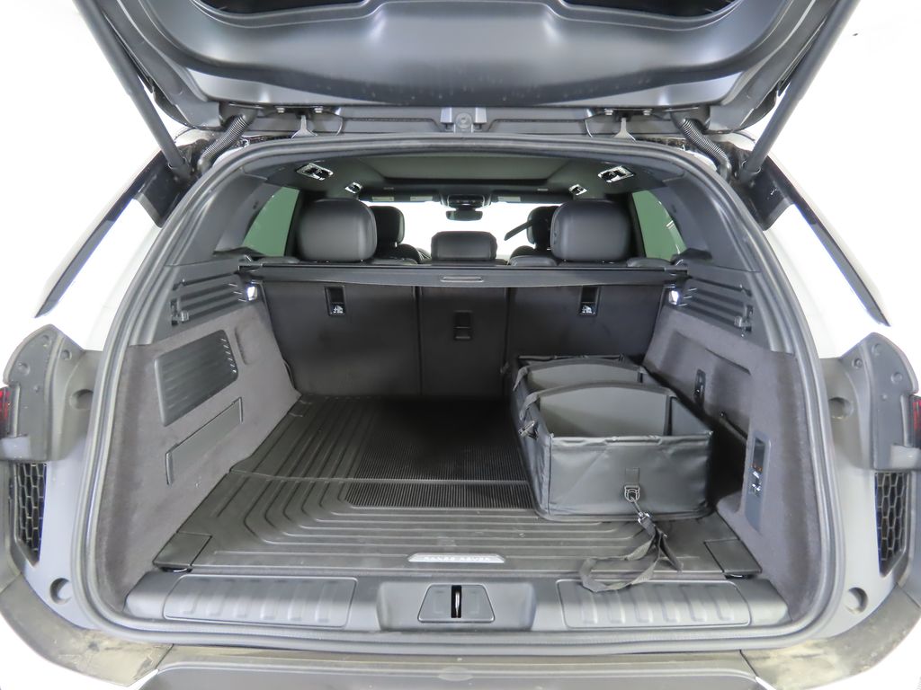 2025 Land Rover Range Rover Sport SE photo 26