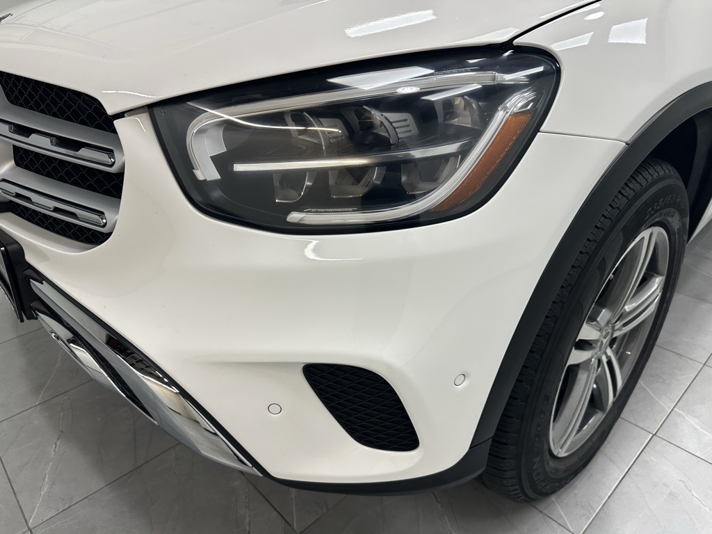 2022 Mercedes Benz GLC 300 4MATIC photo 5
