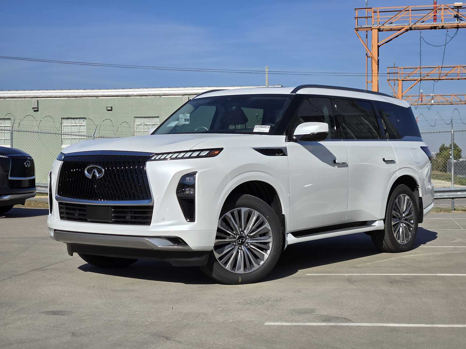 2026 INFINITI QX80 Luxe's photo