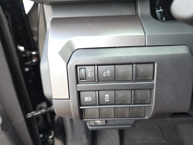 2025 Toyota Tacoma TRD Sport 4x4 Double Cab photo 13
