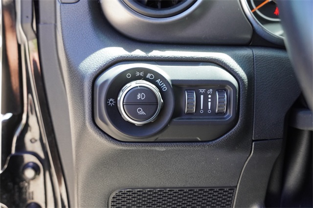 2021 Jeep Gladiator Sport photo 18