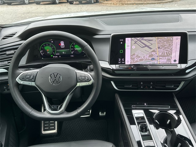 2025 Volkswagen Atlas Cross Sport SEL Premium R-Line photo 23