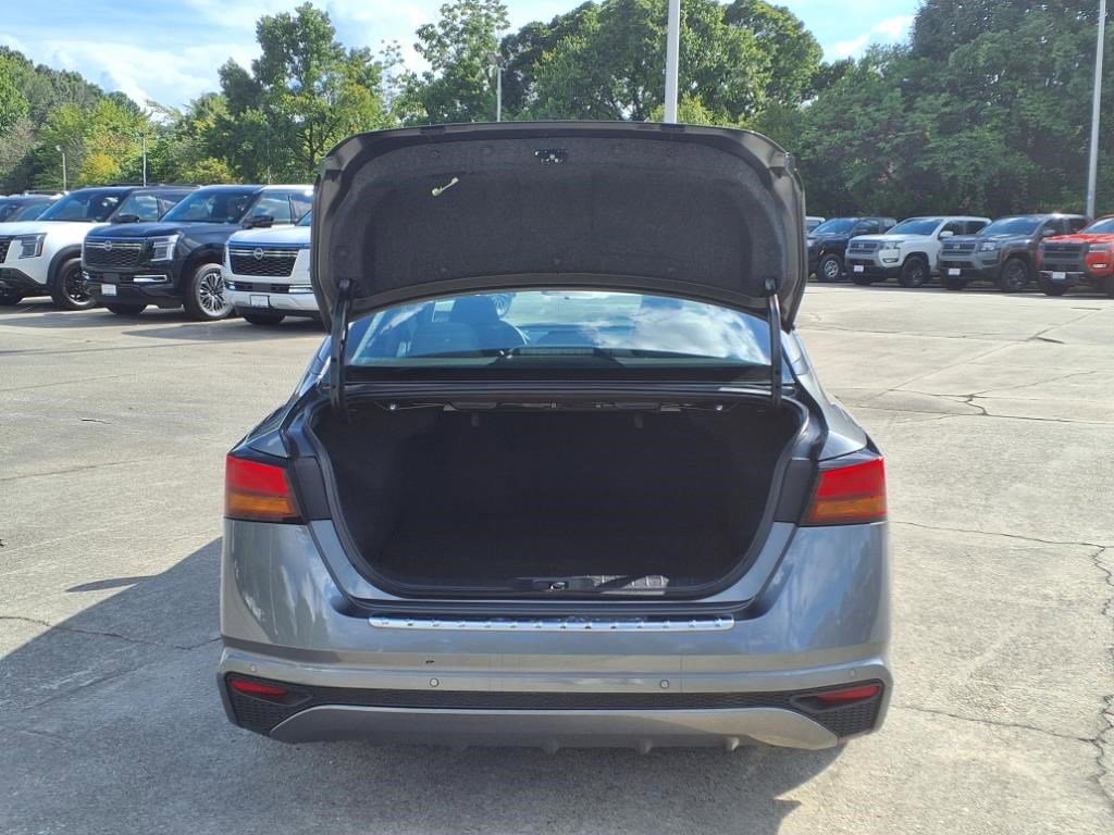 2022 Nissan Altima 2.5 SV photo 6