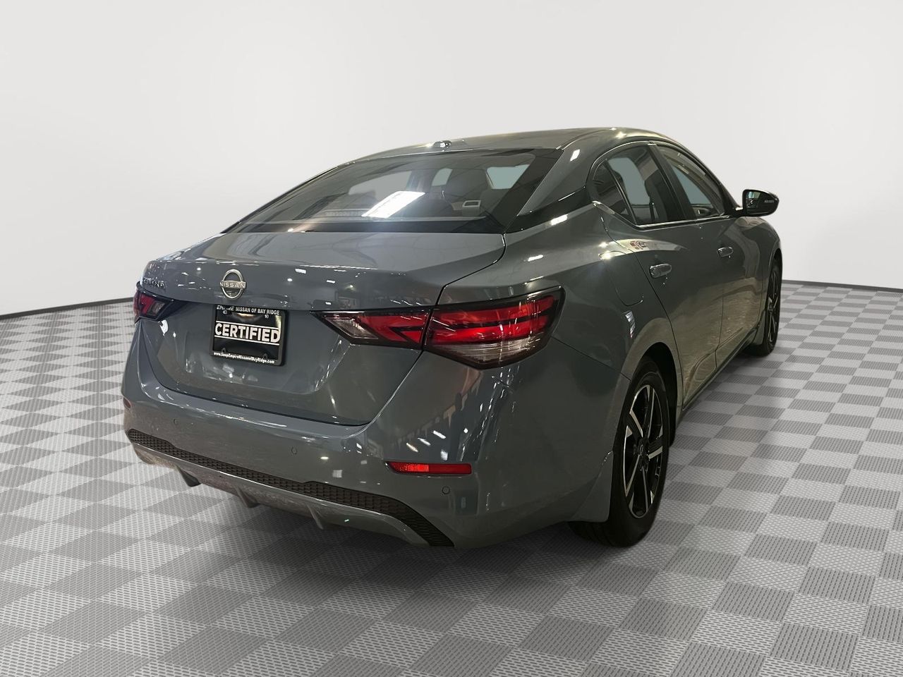 2025 Nissan Sentra SV photo 3