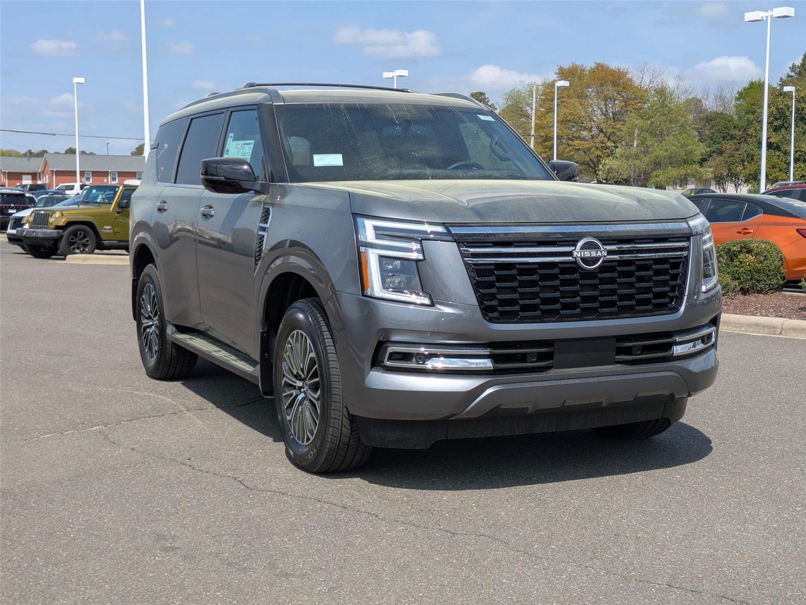 2025 Nissan Armada SL photo 3