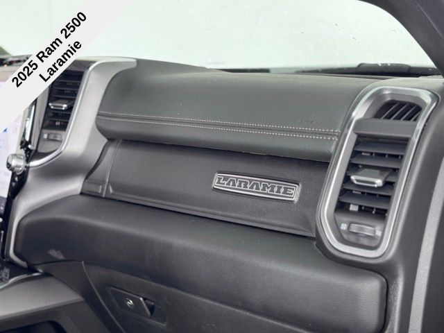 2025 Ram 2500 Laramie photo 18