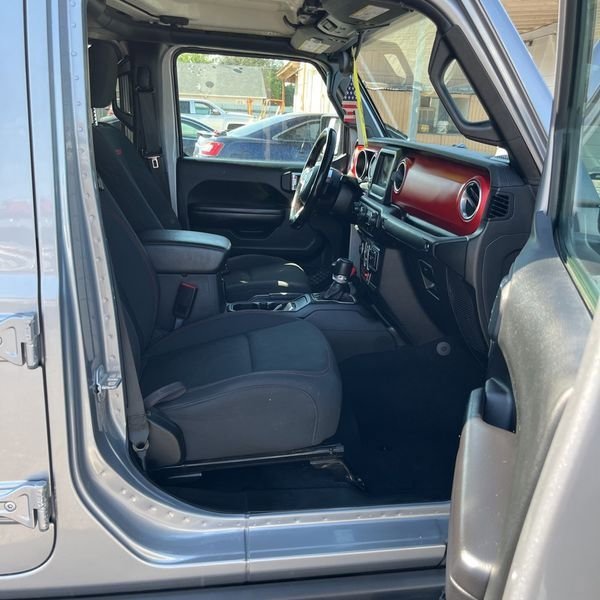 2020 Jeep Gladiator Rubicon photo 5