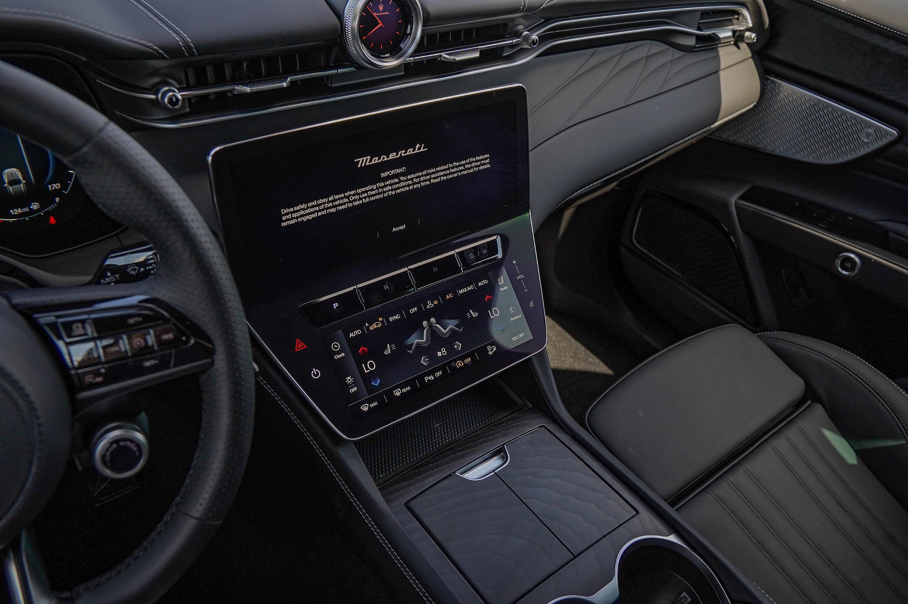 2025 Maserati Grecale photo 15
