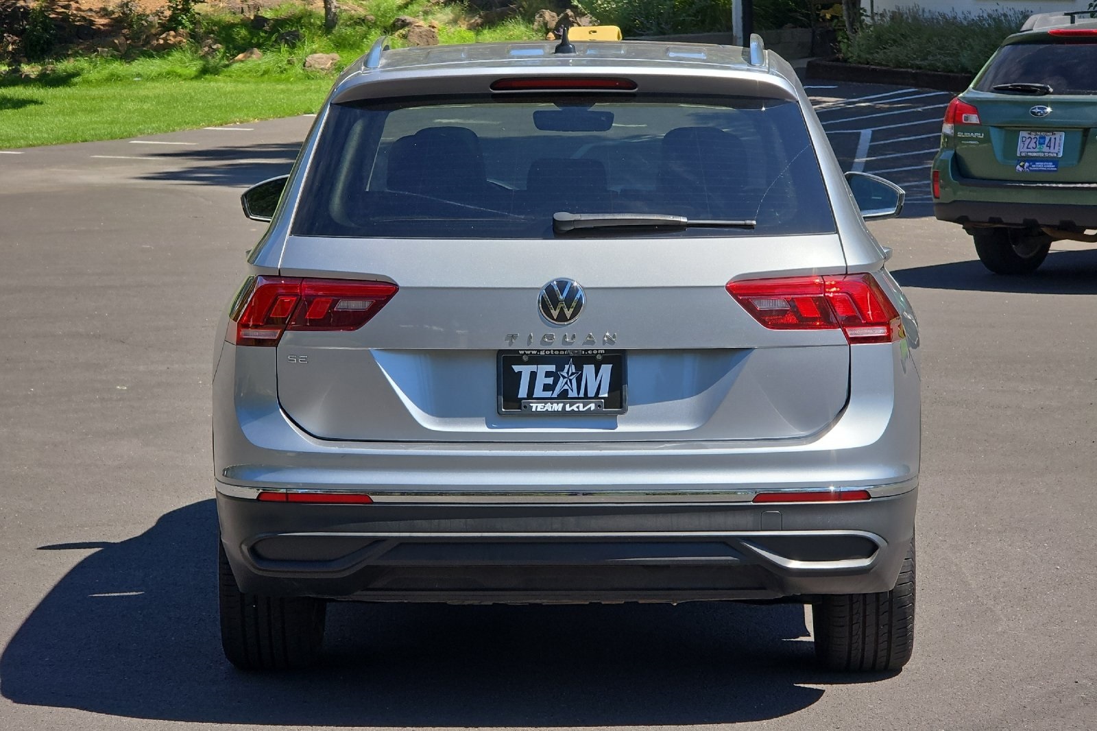 2022 Volkswagen Tiguan SE photo 3