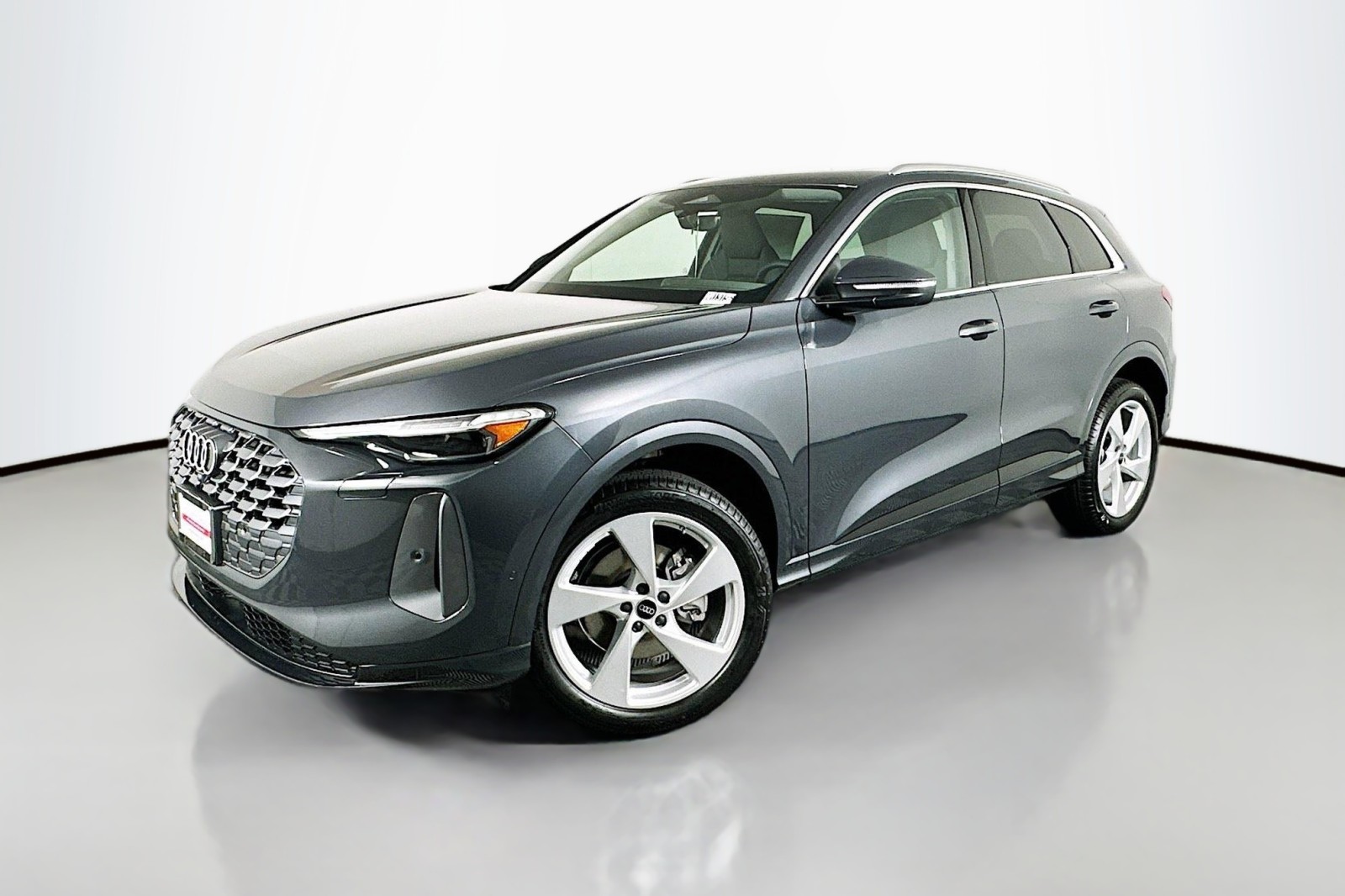 2025 Audi New Q5 Premium Plus's photo