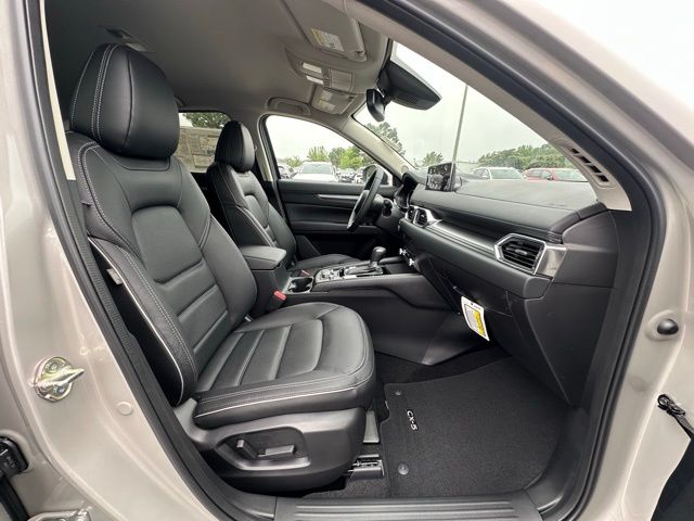 2025 Mazda CX-5 2.5 S Preferred photo 29