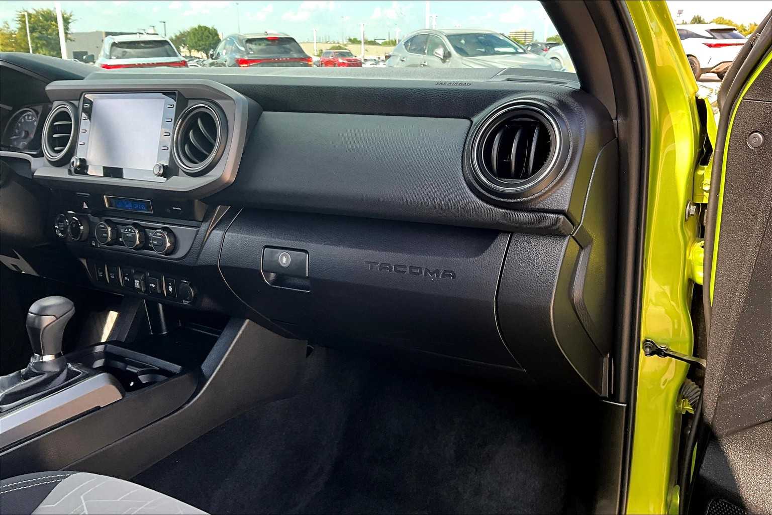 2023 Toyota Tacoma TRD 4x4 photo 17