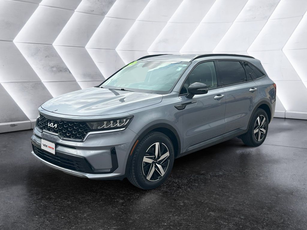 2023 Kia Sorento S photo 3