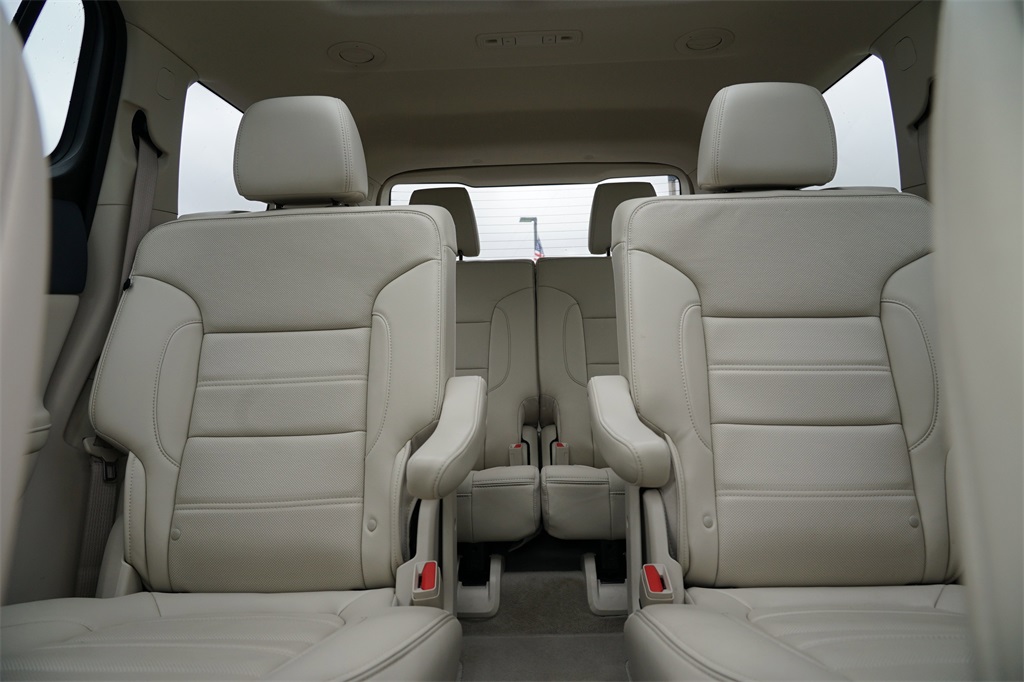 2023 Gmc Acadia Denali photo 30