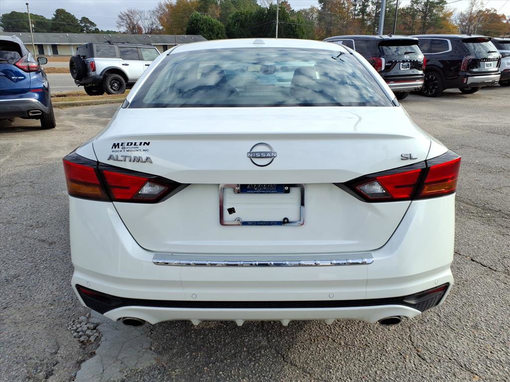 2023 Nissan Altima 2.5 SL photo 4