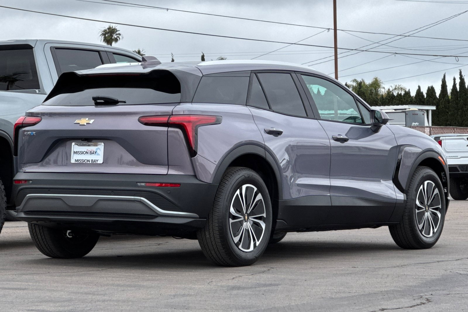 2025 Chevrolet Blazer EV photo 2