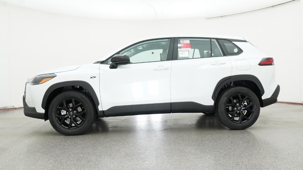 2026 Toyota Corolla Cross L photo 6