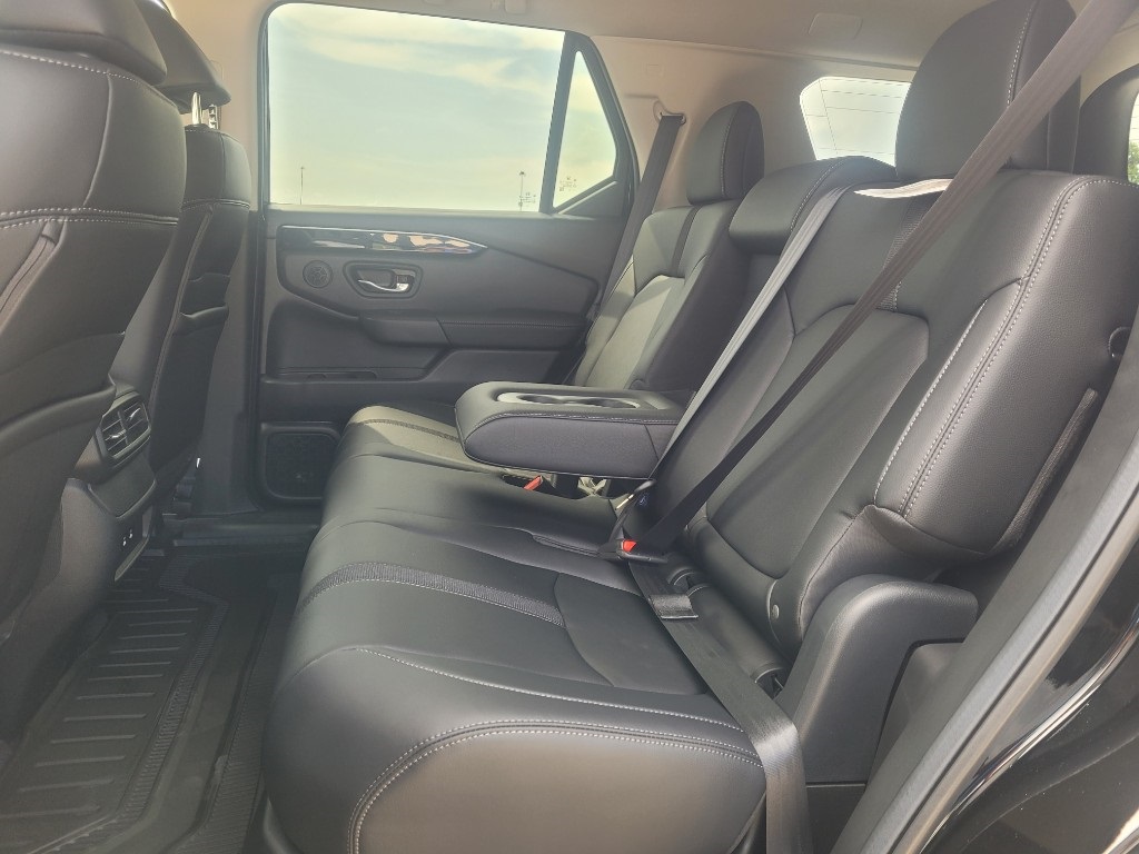 2026 Honda Passport photo 12
