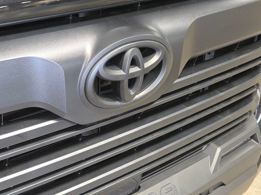 2024 Toyota Tundra SR5 photo 11