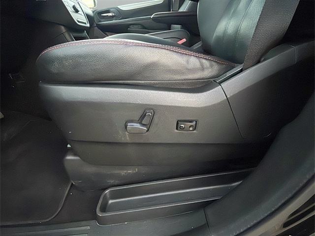 2018 Dodge Grand Caravan GT photo 29