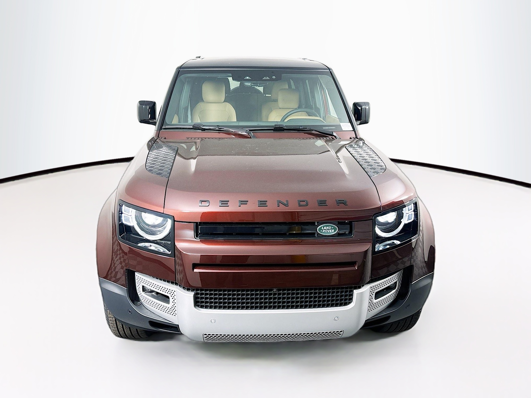 2025 Land Rover Defender 130 S photo 2