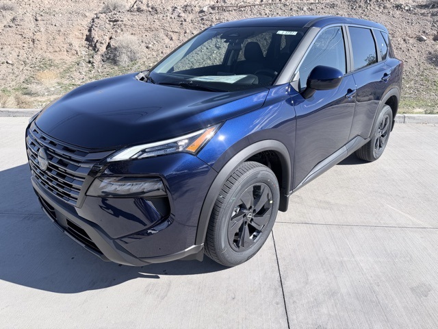 2026 Nissan Rogue SV's photo