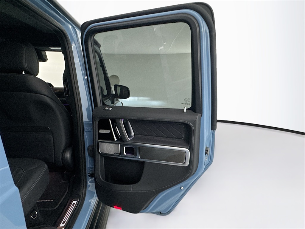 2025 Mercedes Benz G 550 photo 26