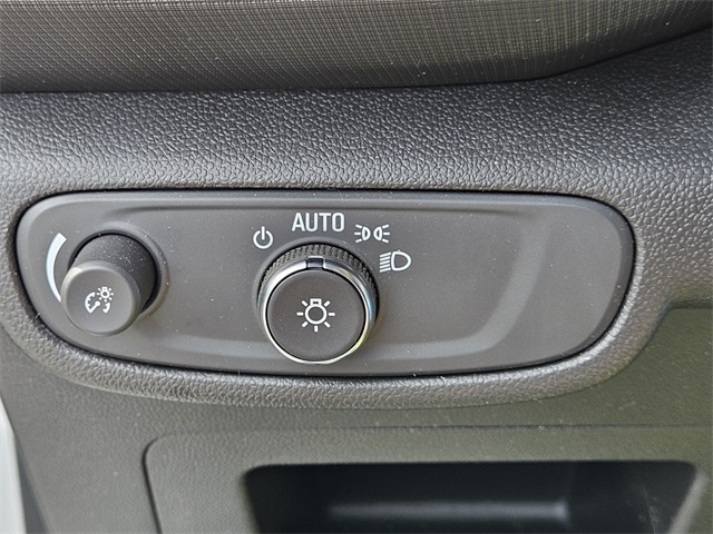 2023 Chevrolet Trailblazer LS photo 30