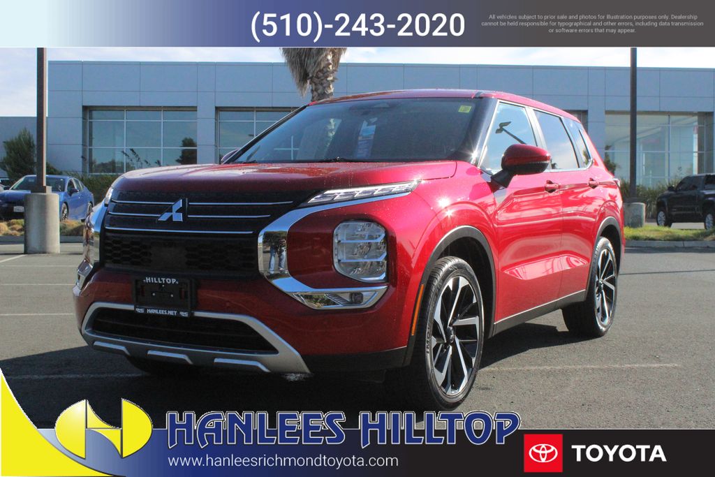 2024 Mitsubishi Outlander SE photo 3