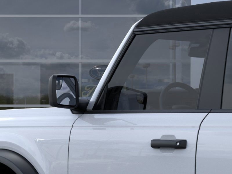 2025 Ford Bronco Base photo 20
