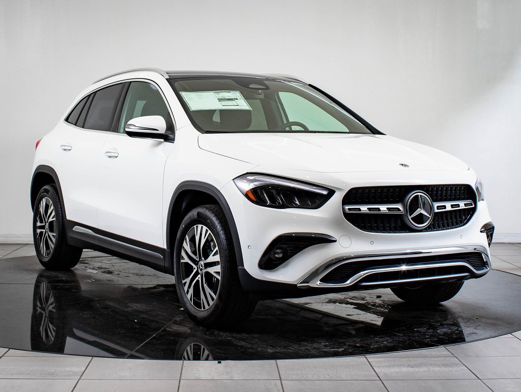 2026 Mercedes Benz GLA 250 4MATIC photo 2
