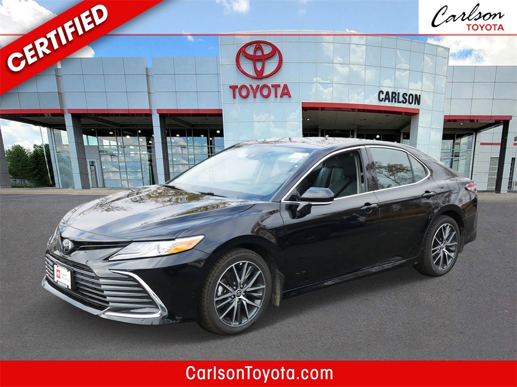 2024 Toyota Camry XLE's photo