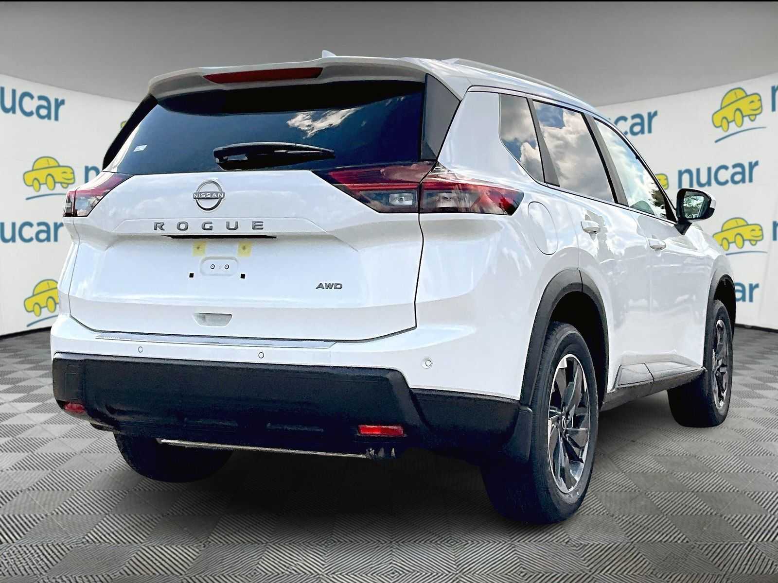 2026 Nissan Rogue SV photo 3
