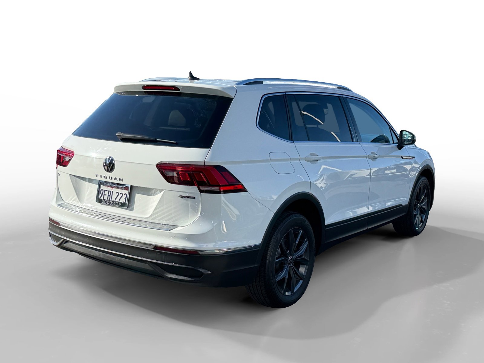 2022 Volkswagen Tiguan SE photo 5