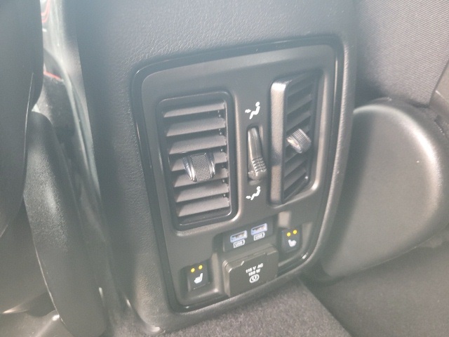 2023 Dodge Durango GT Plus photo 4