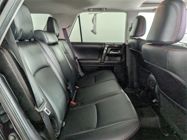 2019 Toyota 4Runner TRD Off-Road Premium photo 20