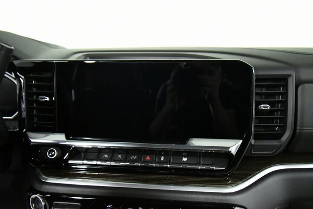 2026 Chevrolet Silverado 1500 RST photo 3