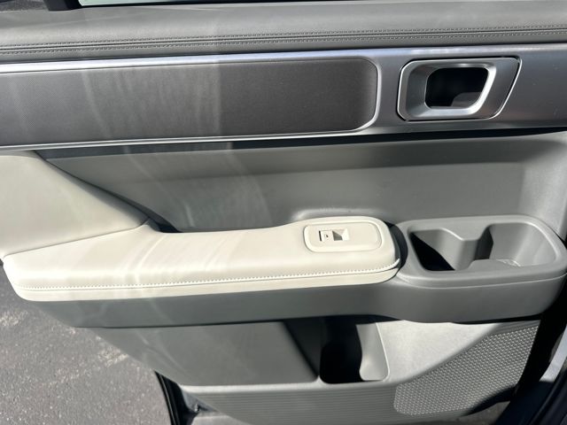 2026 Hyundai Santa Fe SEL photo 9