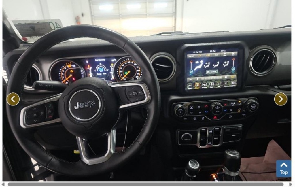 2018 Jeep Wrangler Unlimited Sahara photo 2