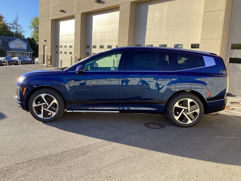 2026 Hyundai Ioniq photo 3