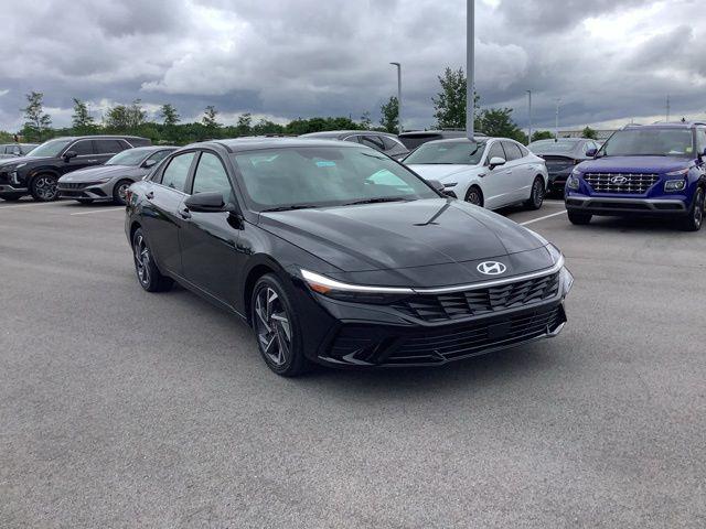 2025 Hyundai Elantra Hybrid Limited photo 3