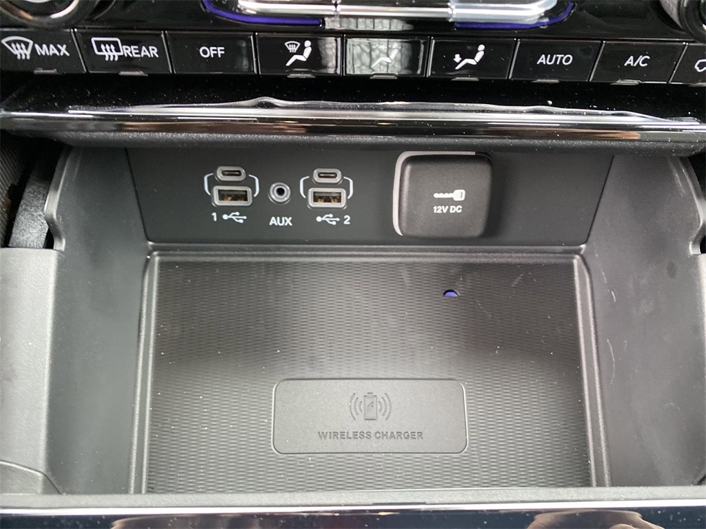 2025 Jeep Grand Cherokee Limited photo 19
