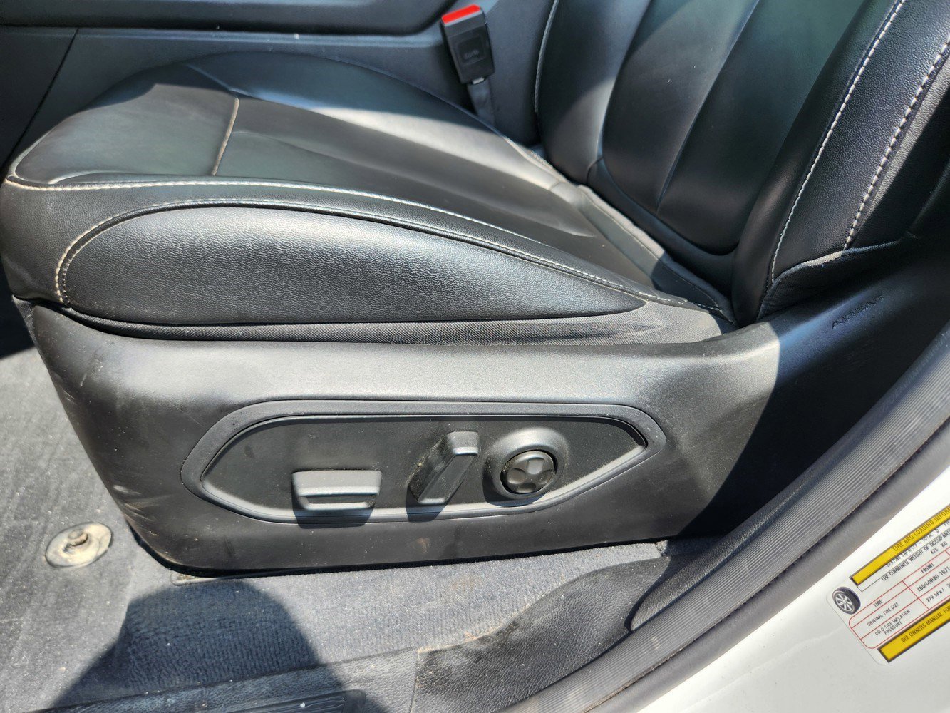 2023 Jeep Cherokee Base photo 30